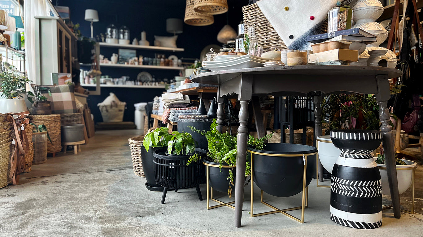Weekly roundup - Karen's Favourite Five - Table setting edition