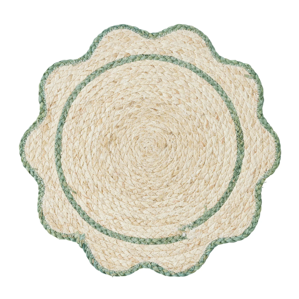 Woven Placemat with Scalloped Edge