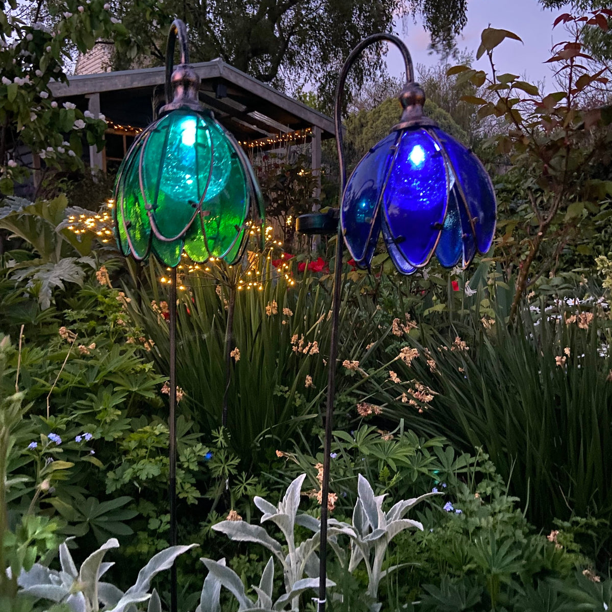 Solar Light Flower - Blue or Green Glass