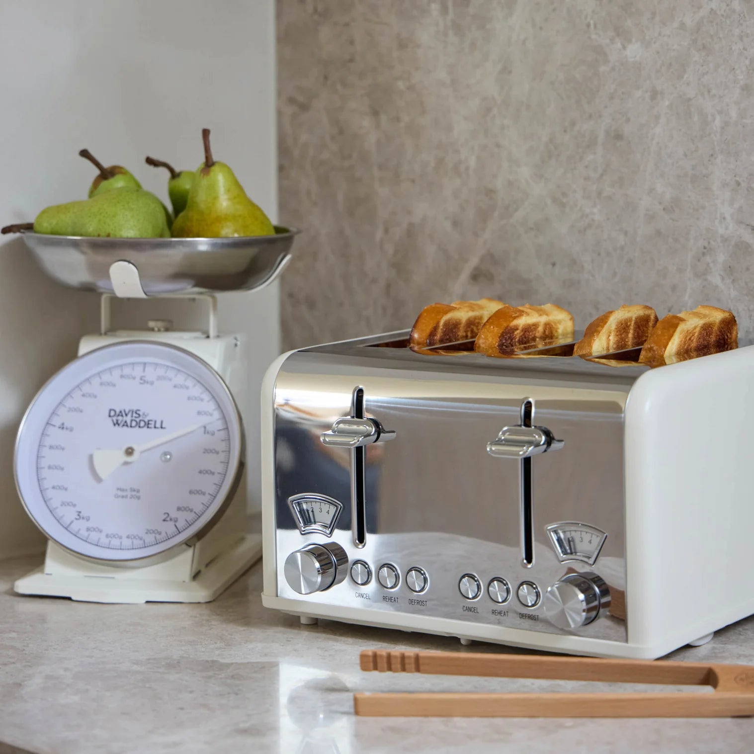 Magnetic Toast Tongs - Beechwood