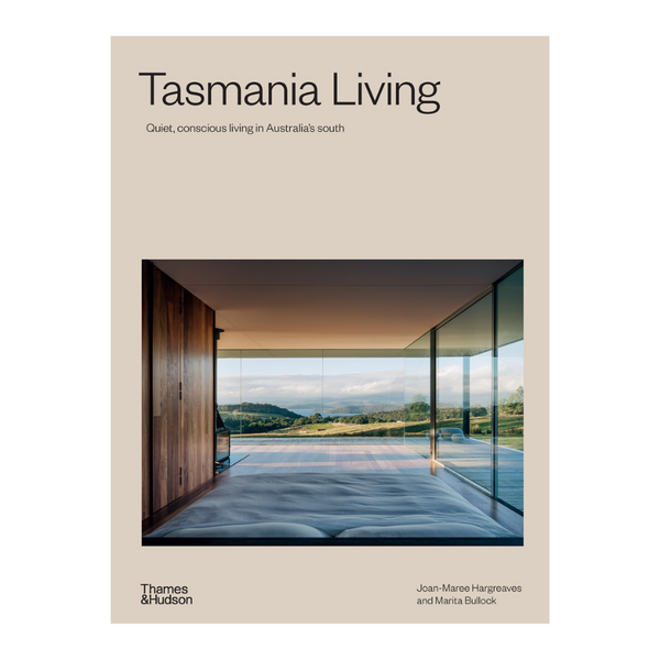 Book - Tasmania Living - Joan-Maree Hargreaves & Marita Bullock