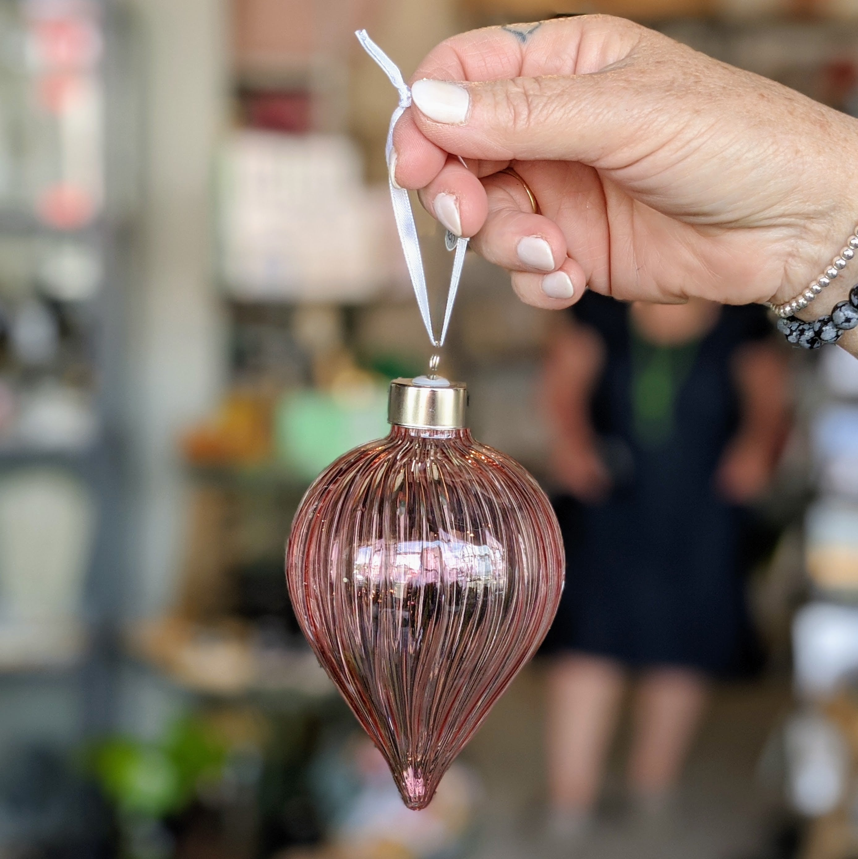Retro Glass Bauble - Pale Pink