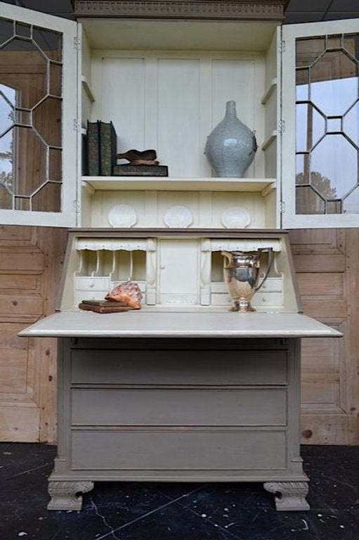 Jolie COCOA Premium Paint Dresser example