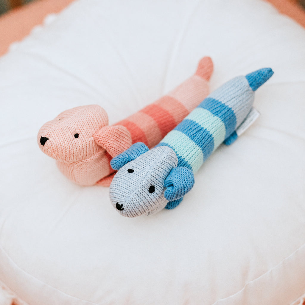 Knit Rattle - Dachshund