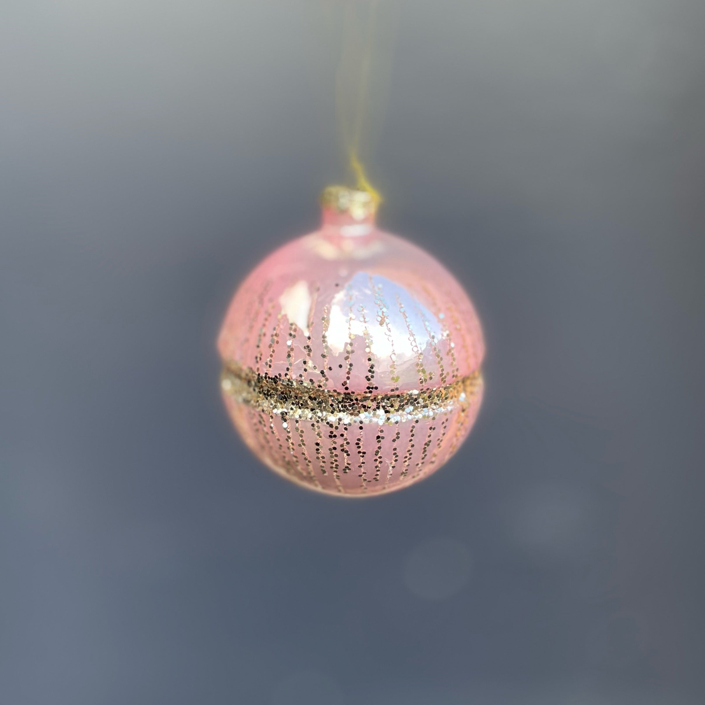 Glitter Glass Bauble - Pink