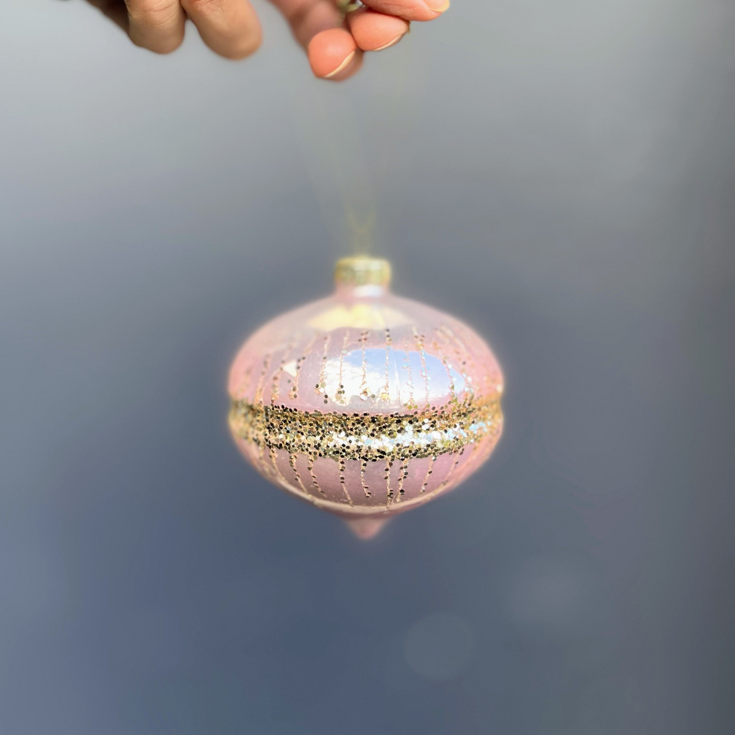 Glitter Glass Bauble - Pink