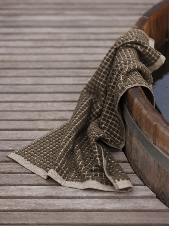 100% Cotton Towels - Ivy/Cream Grid