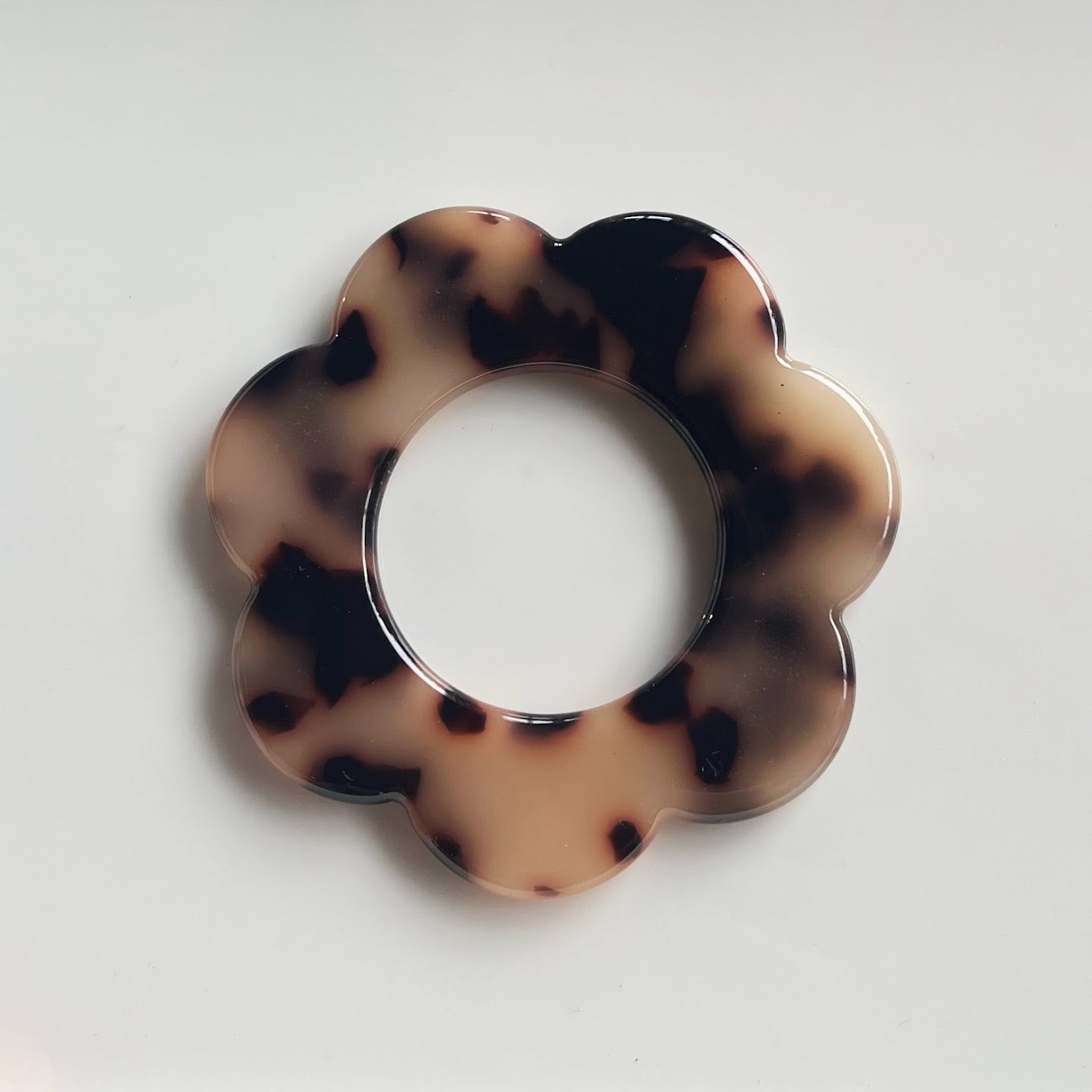 Scalloped Napkin Rings - 5 Colours