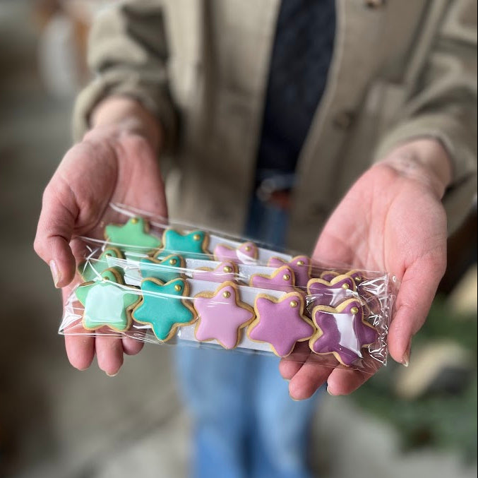 Star Biscuits with Vanilla Icing