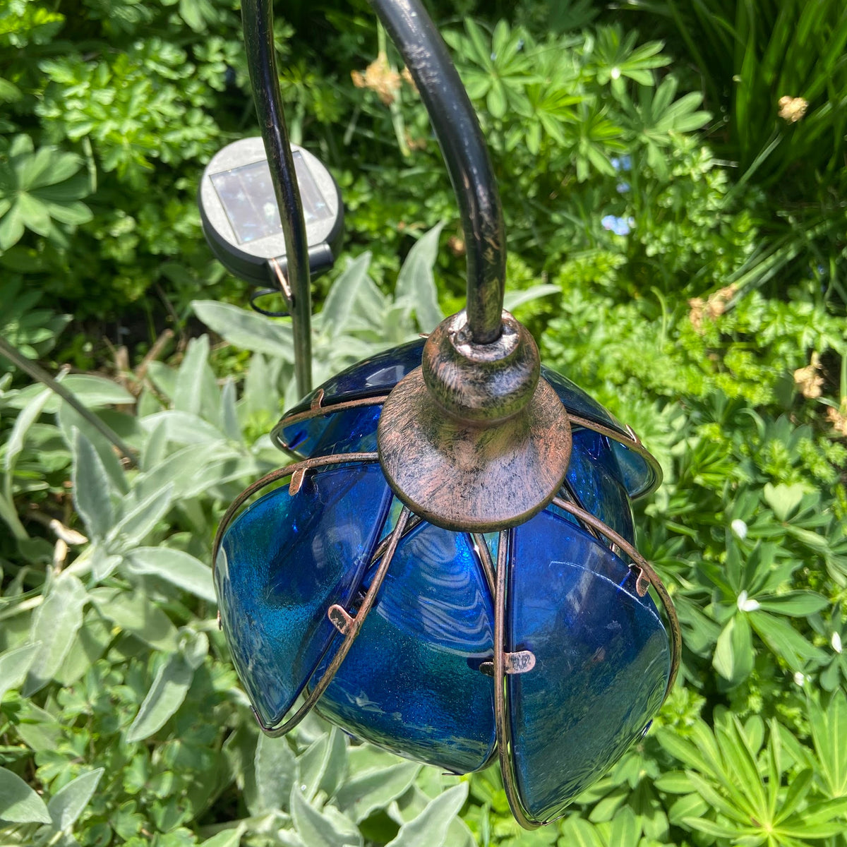 Solar Light Flower - Blue or Green Glass