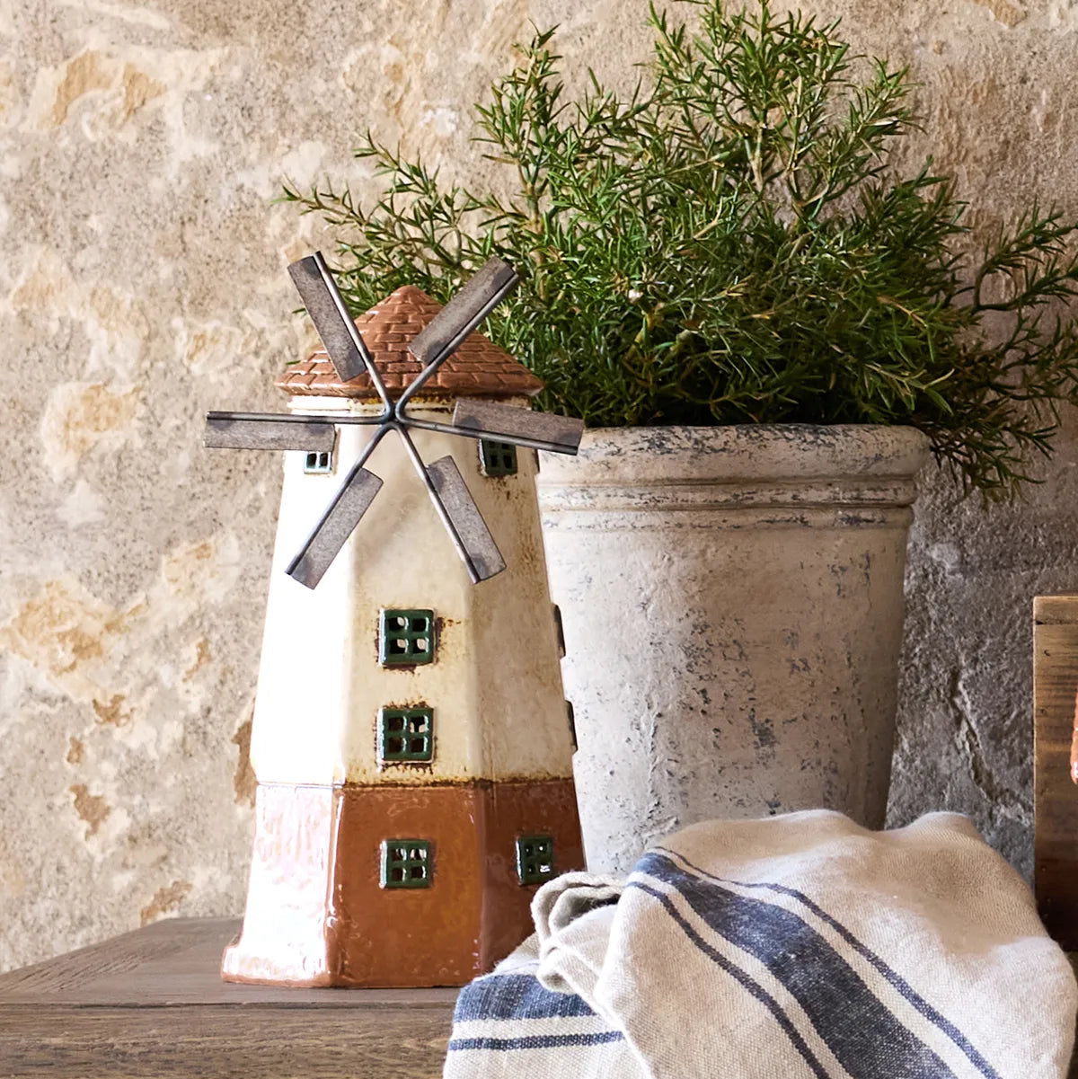 Tea Light House Cotswolds Windmill