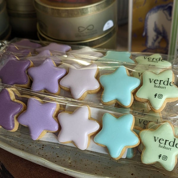 Star Biscuits with Vanilla Icing