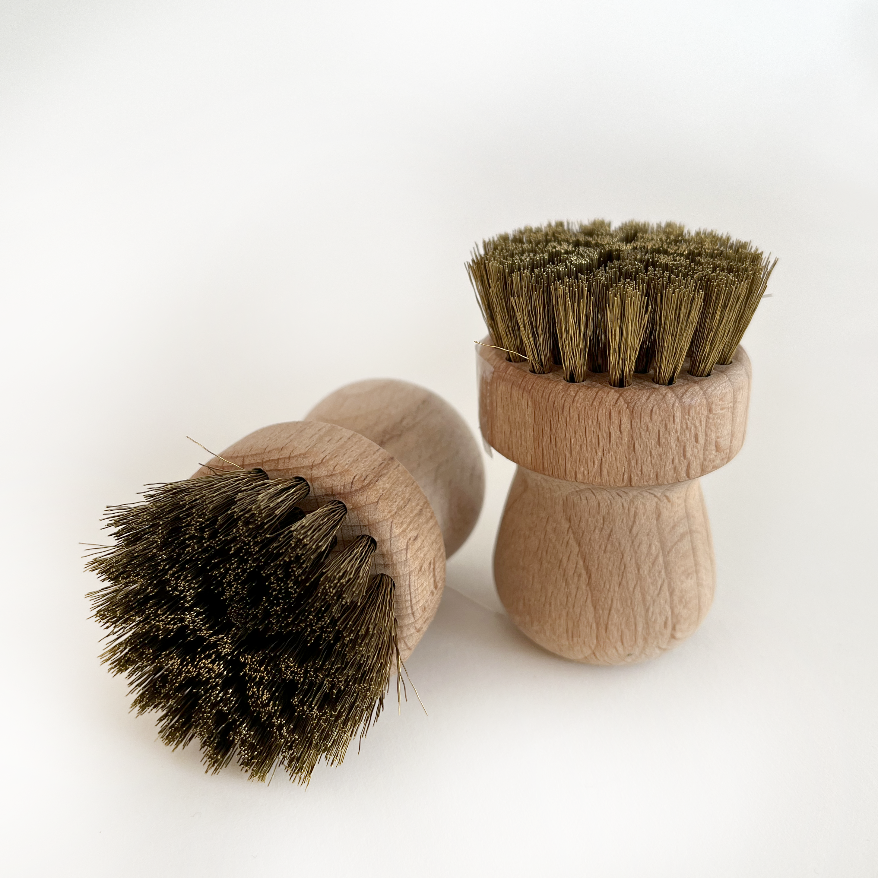 BBQ Brush - Beechwood with Brass Wire Bristles