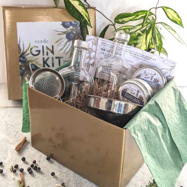 Verde Gin Kit - The Gin Crafters' Essential Starter Kit - Lush Giving Gold Box